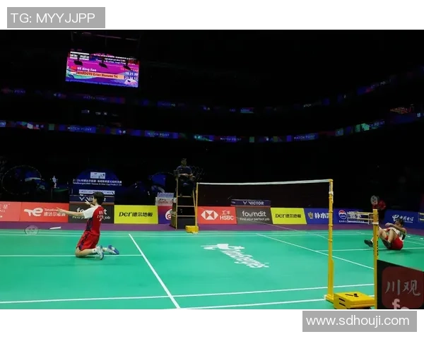 武汉羽毛球队整体压制现象解析及其对赛事格局的影响探讨