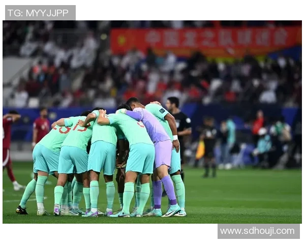 深圳足球队状态飙升创新高引发球迷热议与期待