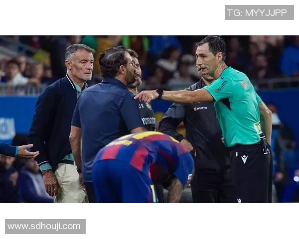 足球明星亲密瞬间大集合精美图片展现他们的友情与热情